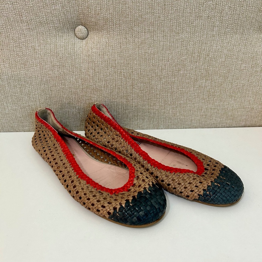 Pretty Ballerinas Woven Leather Flats / Ballerina Slippers Size 40
